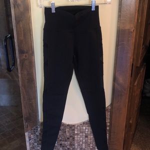BLACK BLOCK HIGH-WAIST ALO LEGGINGS